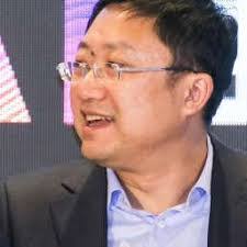 Oliver Wu's Instagram, Twitter & Facebook