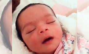 Namun, kalau anak ustad arifin ilham berani menikah di usia 17 tahun, sementara ada pesakitan saya sendiri, meski kagum dengan keberanian anak ustad arifin ilham, nggak akan menyuruh para. Apa Kabar Ustaz Arifin Ilham