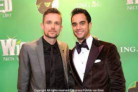 Freek bartels en berget lewis met 'endless love' (origineel: Premiere Musical Wicked Groene Loper Em Press