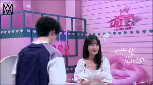 Kylie page mike adriano