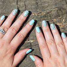Scroll through for metallic rose gold + glitter = an amazingly extra combination. Jennifer Dye V Twitter Icy Mint And Rose Gold Marble Effect Accent Nails Using Opi Products Gelato On My Mind And Worth A Pretty Penne