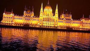 Optional croaziera pe dunare la budapesta (15 € fara masa sau 35 € cu masa), pentru a admira principalele obiective ale capitalei ungariei: 16 Dintre Cele Mai Bune Lucruri De FÄƒcut In Budapesta Sfaturi De Calatorie