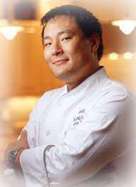 Ming Tsai Is The James Beard Award Winning Chef Owner Of Blue Ginger In Wellesley Massachusetts An Emmy Award Wi Ming Tsai James Beard Award Chef Inspiration