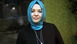 Deniz ülke arıboğan'ın selman öğüt'ün işine son verilmesine ilişkin sözlerine hilal kaplan'dan yanıt geldi. Vbovgh 6abnlom