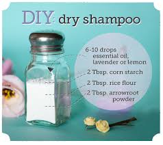 A Quick Fix How To Make Diy Dry Shampoo Diy Dry Shampoo Natural Beauty Diy Diy Natural Beauty Hacks