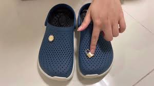 With a tight fit, your jibbitz™ charms will stay put, allowing you to. How To Put Jibbitz In Crocs Literide Youtube
