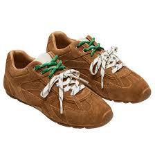 Shoe-Inn: Upscale Designer Women's Shoes and Accessory Boutique