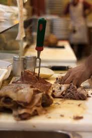 Sale pepe e peperoncino a proprio gusto. Lo Street Food Fiorentino Il Panino Al Lampredotto Juls Kitchen