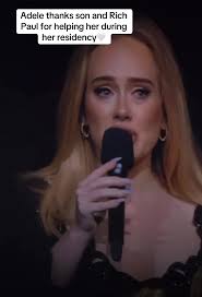 Adele Hugging Rich Last Show