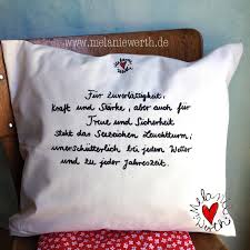 Wie ihr sehen könnt, gibt es zahlreiche geschenkideen zur geburt. Individuelle Kissen Zur Hochzeit Oder Fur Verliebte