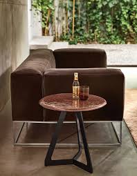 Decor your house with one of fiam's curved glass tables, a design furniture to enhanced the room. Crystal Side Tables Fiam Italia