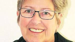 Möhrchen in Nestern aus weißer Schokolade