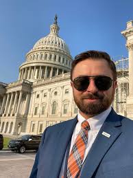 Ryan Lee LeJeune (@RyanLeeLeJeune)