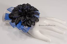 Silk Corsage and Boutonniere for Prom and Homcoming | Vickies Flowers