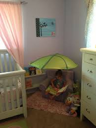 New Reading Corner Leaf Canopy And Shelves From Ikea Detskaya Dlya Devochki Detskaya Igrovaya Komnata Detskaya Komnata