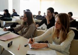 Orgun Egitim Yaraticiligi Oldurmek Icin Tasarlanmistir Pervinkaplan Com Egitim Kadin