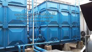Tangki fiberglass berguna untuk menyimpan persediaan air baik untuk konsumsi, penyimpanan cairan kimia industri maupun keperluan rumah tangga lainnya. Kami Menerima Jasa Pekerjaan Tangki Panel Fiberglass Produsen Tangki Panel Tangki Air Panel Jual Tangki Fiberglass Kami Juga Men Air Seluncuran Kolam Renang