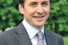 Un pro de la lunette pour veiller sur Atol