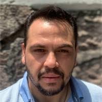 90+ perfiles de «Luis Alberto Sosa»