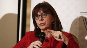 Η κατερίνα σακελλαροπούλου επέλεξε προσωπικότητες από όλο το φάσμα της κοινωνίας των πολιτών. Aikaterinh Sakellaropoyloy H Profhtikh Omilia Ths Gia Tis Gynaikes Se Hgetikes 8eseis In Gr