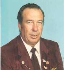 Robert (Pat) BERNIER