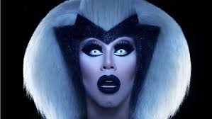 Alaska's shirt is Violet wearing Sharon's stolen crown. 👑 (5/29/16)