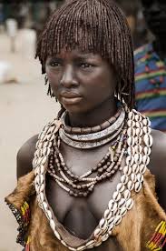 Donna della tribù Hamer non identificata — Foto stock editoriale di ©  luisapuccini #66057551