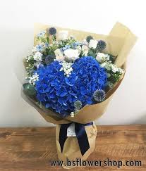 bs flower shop 香港網上花店 提供送花服務 鮮花花束 鮮花禮品 畢業花束 水果籃 中秋節生果月餅籃 禮物籃 公司月花 蘭花擺設 結婚花 球 結婚襟花 宴會襟花 開張花籃 開張禮籃等等 各式新鮮花束如玫瑰 鬱金香 百合 馬蹄蘭 太陽 flower shop