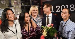 How much of ulf kristersson's work have you seen? Kristerssons Fru Jesus Var Inte Socialist