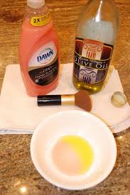 Wash Makeup Brush Using Olive Oil And Dish Soap How To Wash Makeup Brushes Diy Makeup Brush Cleaner Diy Makeup Brush