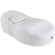 Un nid d'ange très chic grâce à son esprit doudoune d'apparence mate. Nid Cocoonababy Blanc Red Castle Berceau Magique