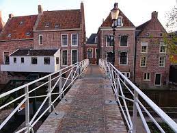 The time now bietet genaue (us netzwerk für uhren) synchronisierte zeiten und service in appingedam, niederlande. 8 Kostenlose Appingedam Niederlande Fotos