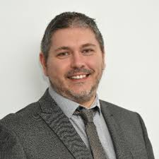 Does it take 10,000 hours to become an expert?