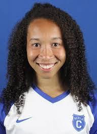 Dora Umanzor's Instagram, Twitter & Facebook