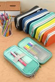 Pin De 𖡺ძoនਮt𖡺 Em Papeleria Estojos Materias Escolares Estojo Escolar