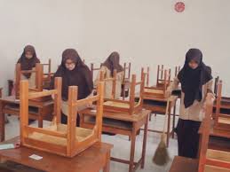 Semua orang memiliki hak dan kewajiban dalam hidup. Program 7k Di Lingkungan Sekolah Pondok Pesantren Al Qur An Zaenuddin