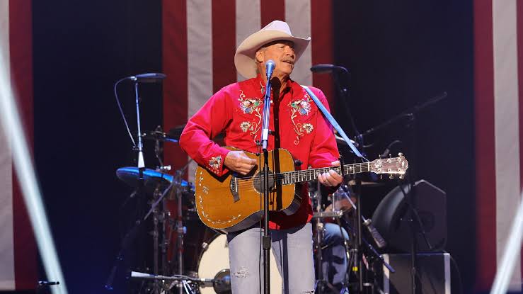 Alan Jackson's Independence Day Performance of “America the Beautiful” Will Never Fail To Move Me To Tears - American Songwriter