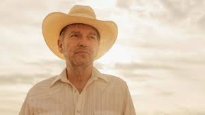 Billy Bob Thornton afirma que as séries de Taylor Sheridan não ganham prêmios por causa de posicionamentos políticos: "Eles presumem que ele seja de direita"