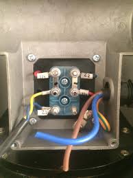Series wiring is all or none type wiring mean all the appliances will work at once or all of them will disconnect if fault occurs at any one of the connected device in series circuit. How To Wire Up A Single Phase Electric Blower Motor Electrical Engineering Stack Exchange