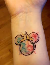 Https I Pinimg Com Originals C1 70 Df C170df0eae18db682bf4b6d38b58ddad Jpg In 2020 Mouse Tattoos Disney Tattoos Matching Disney Tattoos