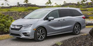 (10 speed automatic elite) back to top. 2020 Honda Odyssey Vs 2020 Toyota Sienna Quick Comparison