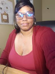 💖 A Glow Earned Through Sweat 🌸 . . . . . #fitness #beauty #glowup  #selflove #fitgirl #confidence #strength #empowerment