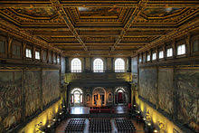 It was built at the turn of the 14th century as the palazzo de popolo or the 'palace of the people'. Palazzo Vecchio Wikipedia