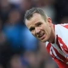 Glenn Whelan's future at Stoke thrown in doubt
