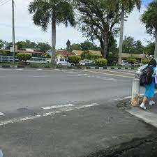 Pejabat kesihatan bahagian miri, miri, sarawak, malaysia. Pejabat Kesihatan Bahagian Miri Jalan Temenggung Oyong Lawai Jau