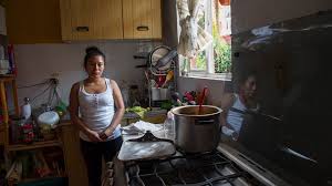 Las empleadas domésticas, frágiles víctimas de la pandemia en América  Latina - Infobae
