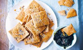 Cracker fatti in casa, ecco tante ricette per prepararli. Crackers Al Formaggio Light Fatti In Casa Leitv
