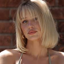 Amanda Kaylor's Instagram, Twitter & Facebook