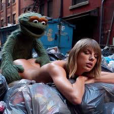 Taylor swift oscar the grouch