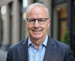 Bob Rowe Appointed President to Lead First Legal's National Expansion